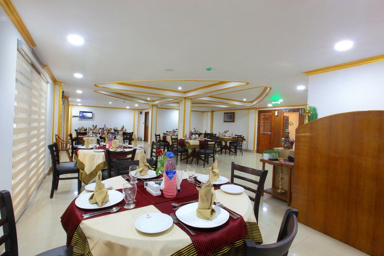 Hotel Rohini International Kallār Exteriör bild